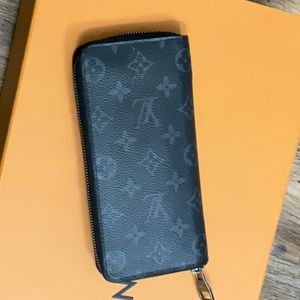 Authentic Louis Vuitton Damier Eclipse Long Brazza Zip Around Portfolio Wallet